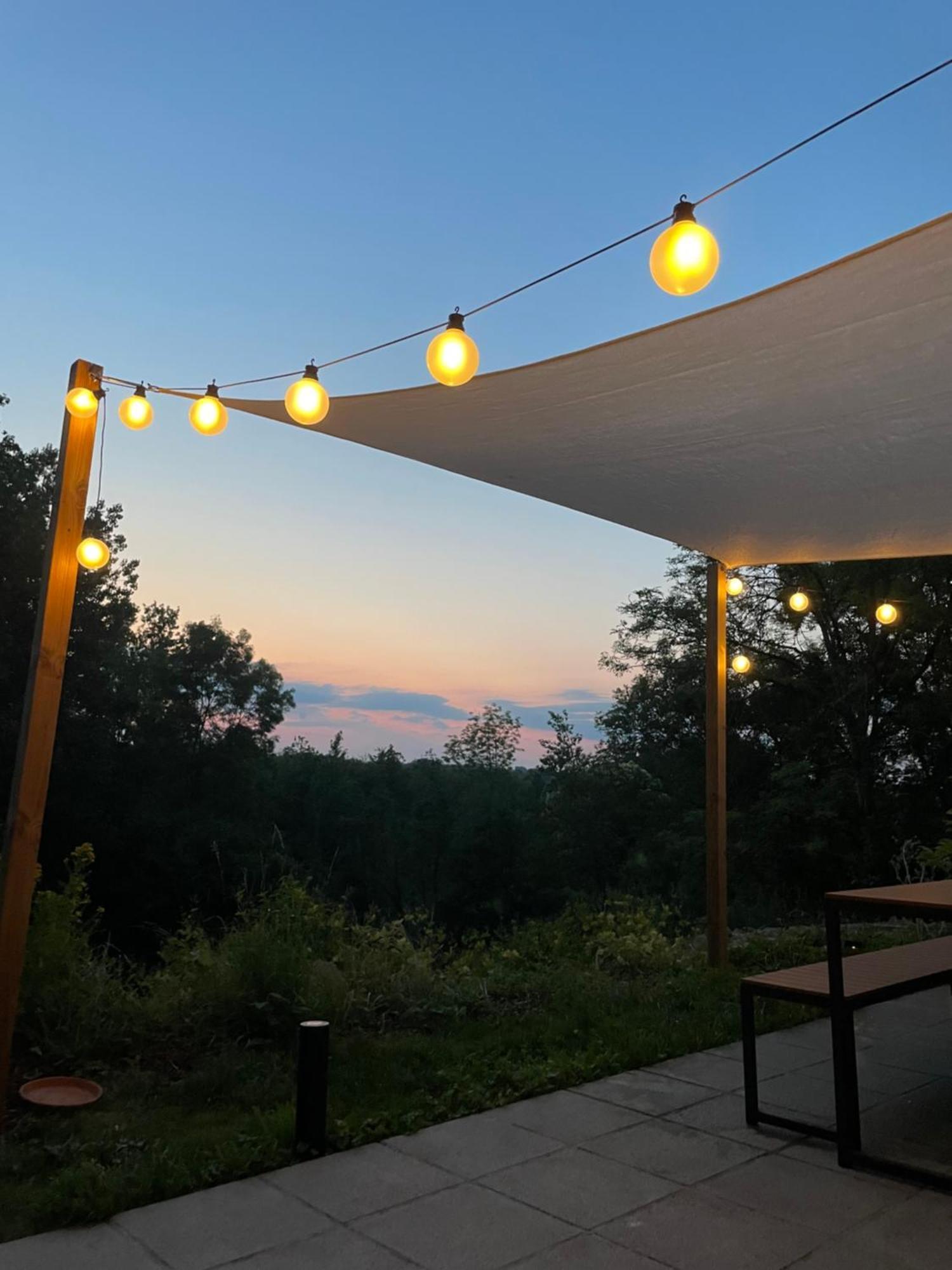 La Canopee Des Arbres, Juliette Ellezelles Buitenkant foto